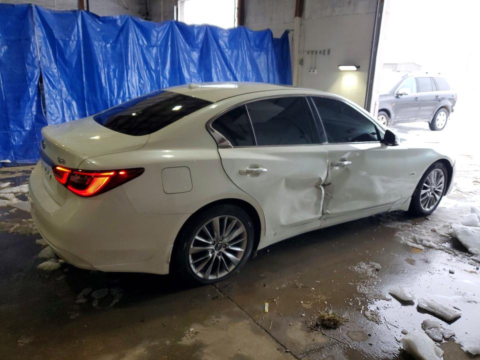 Photo 3 from auction – 2018 INFINITI Q50 with VIN JN1EV7AP5JM352385