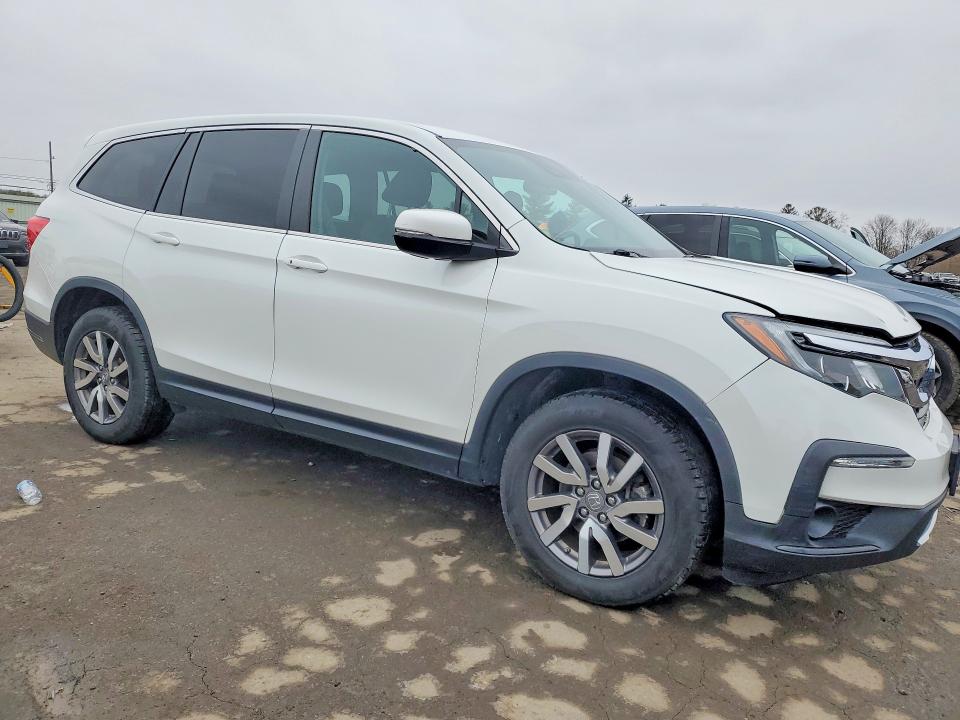 Photo 4 from auction – 2021 HONDA PILOT with VIN 5FNYF6H33MB067489