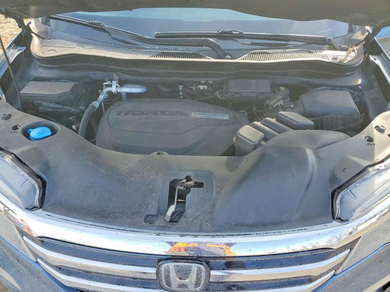 Photo 12 from auction – 2016 HONDA PILOT TOUR with VIN 5FNYF6H98GB119742