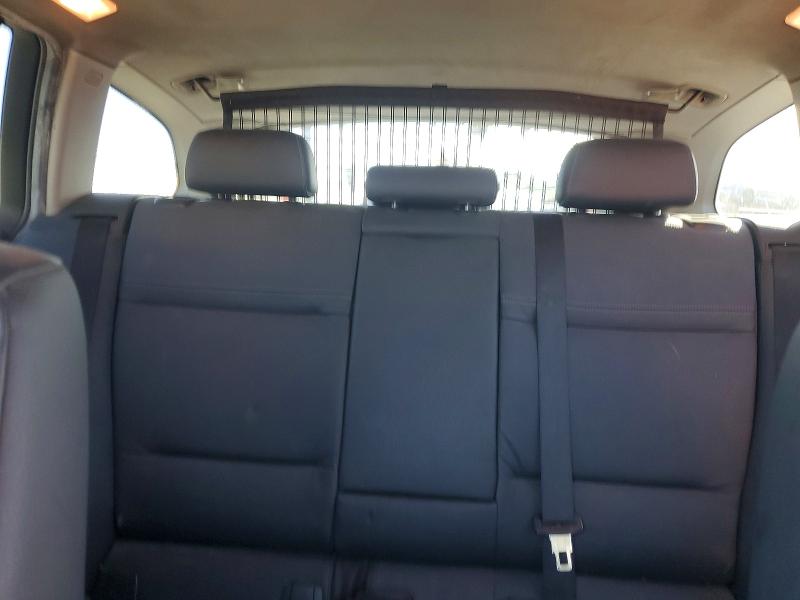 Photo 10 from auction – 2010 BMW 328 with VIN WBAUT9C51AA191330