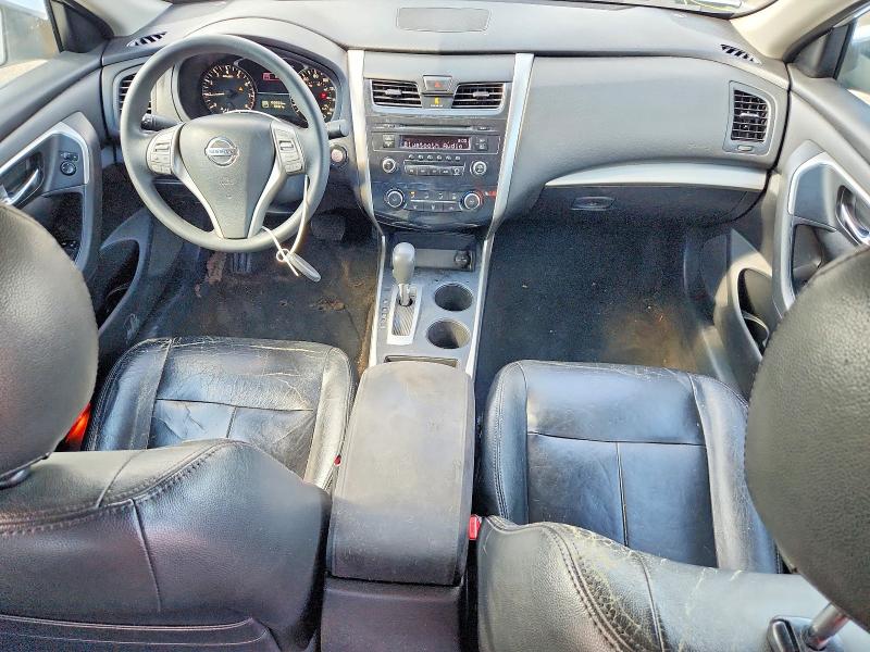صورة رقم 8 من المزاد - 2015 NISSAN ALTIMA مع VIN 1N4AL3AP1FN309700