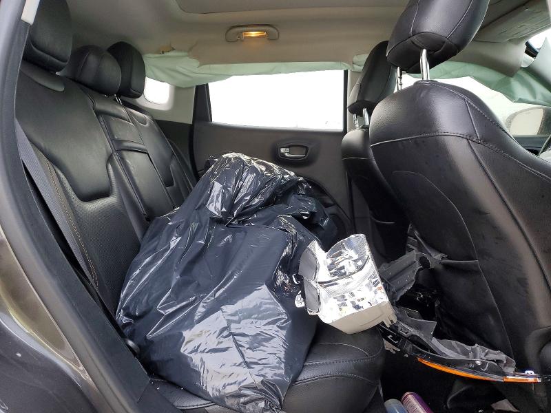 Фото 11 с аукциона – 2018 JEEP COMPASS LI с VIN 3C4NJDCB4JT290464