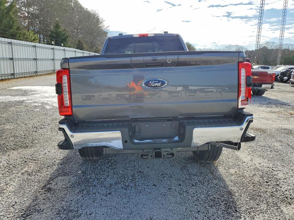 Photo 6 from auction – 2026 FORD F350 SUPER with VIN 1FT8W3BN3TEC66373