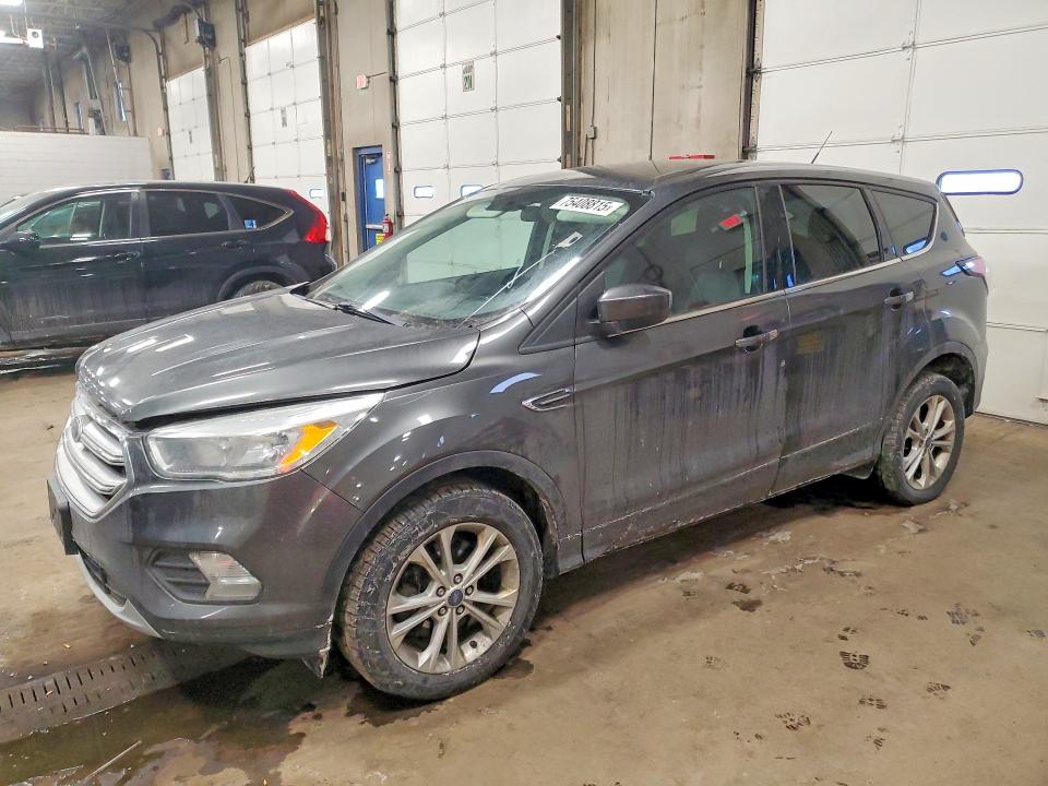 Photo 1 from auction – 2017 FORD ESCAPE SE with VIN 1FMCU9GD4HUD11493
