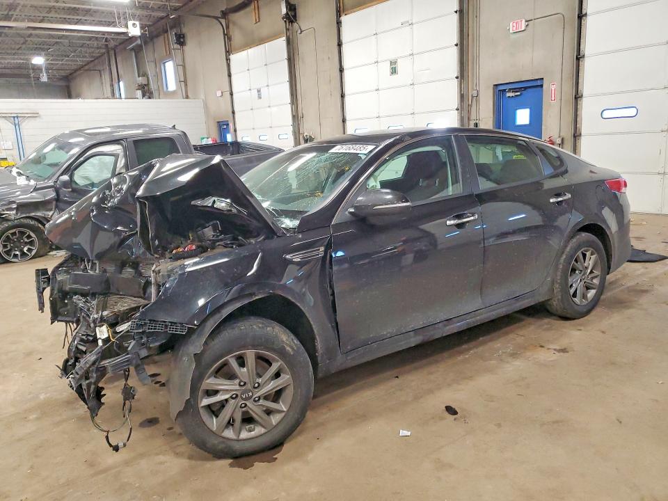 Photo 1 from auction – 2019 KIA OPTIMA with VIN 5XXGT4L30KG339717