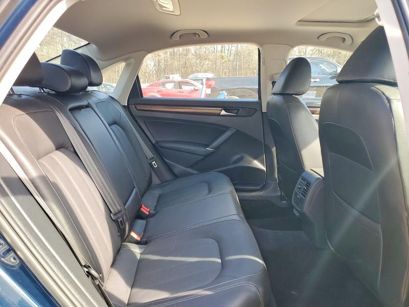 Photo 10 from auction – 2020 VOLKSWAGEN PASSAT with VIN 1VWCA7A3XLC023622