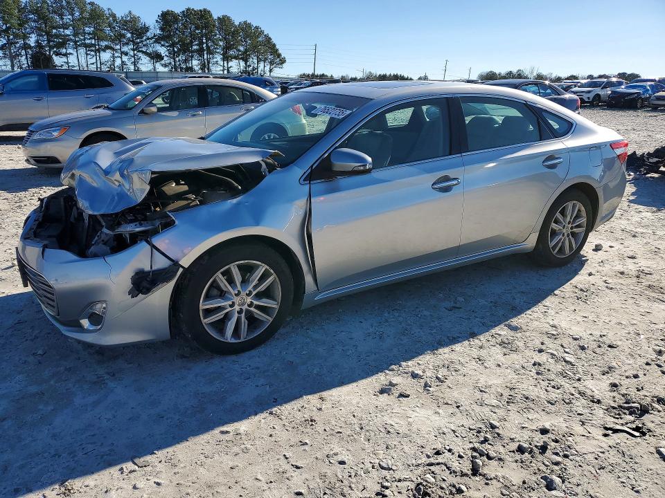 TOYOTA AVALON 2015 with VIN 4T1BK1EB9FU189389 - Photo from auction