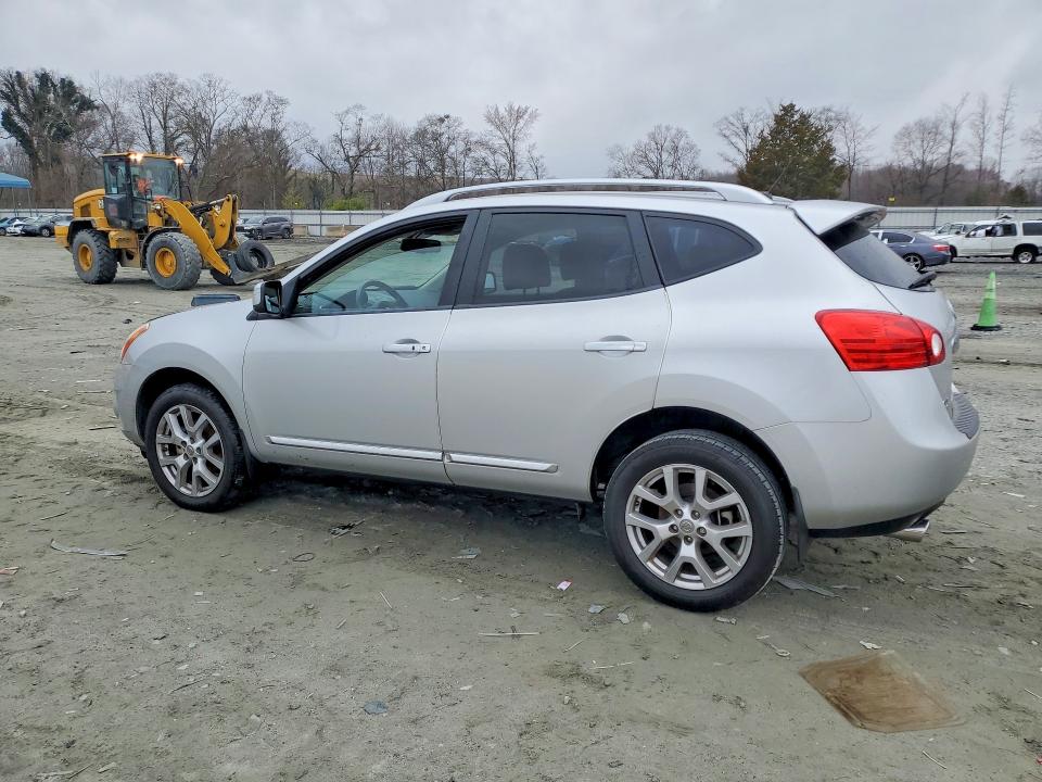 Photo 2 from auction – 2011 NISSAN ROGUE with VIN JN8AS5MT0BW569614
