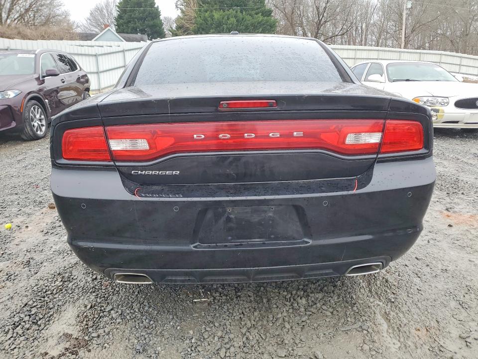Photo 6 from auction – 2013 DODGE CHARGER with VIN 2C3CDXHG8DH694647