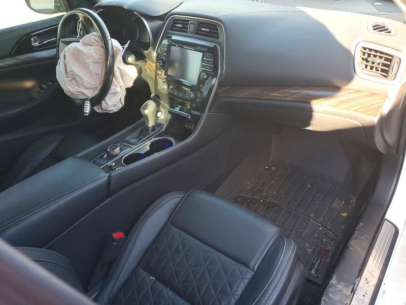 Photo 8 from auction – 2016 NISSAN MAXIMA with VIN 1N4AA6AP0GC430691