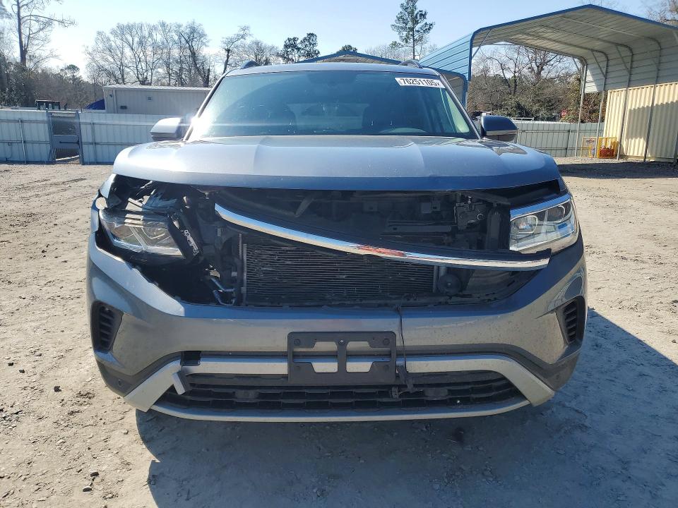 Photo 5 from auction – 2021 VOLKSWAGEN ATLAS with VIN 1V2KR2CA5MC577110