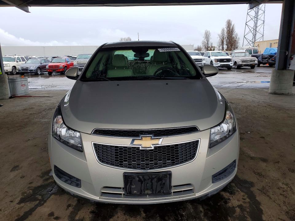 Photo 5 from auction – 2012 CHEV CRUZE with VIN 1G1PG5SC2C7212790