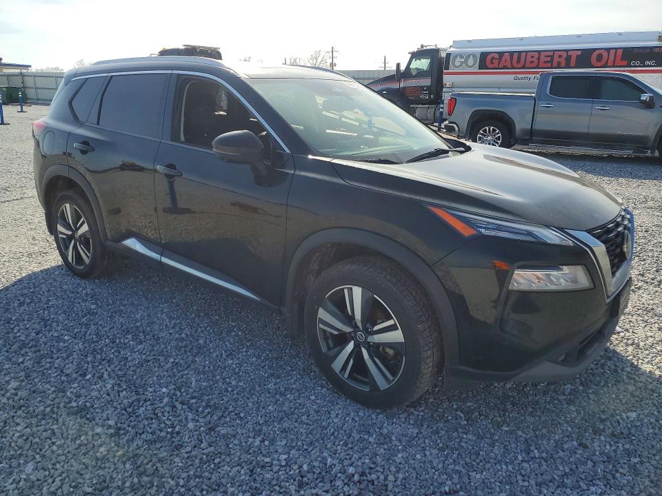 Photo 4 from auction – 2021 NISSAN ROGUE with VIN JN8AT3CA8MW018836