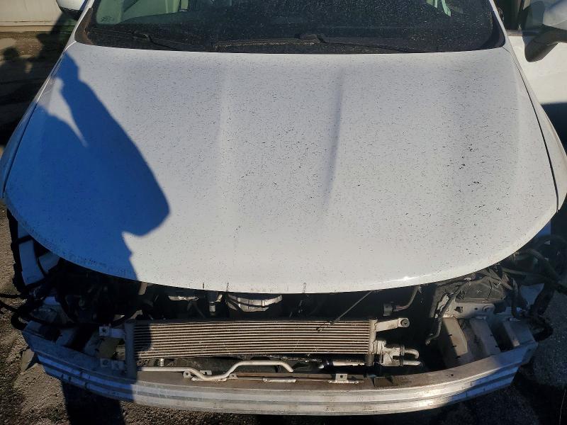 Photo 12 from auction – 2020 CHRYSLER VOYAGER with VIN 2C4RC1DG0LR181719