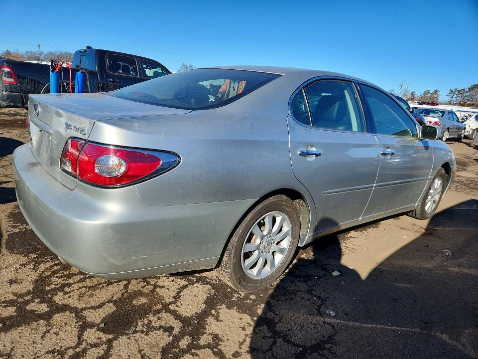 Photo 3 from auction – 2002 LEXUS ES with VIN JTHBF30G325022259