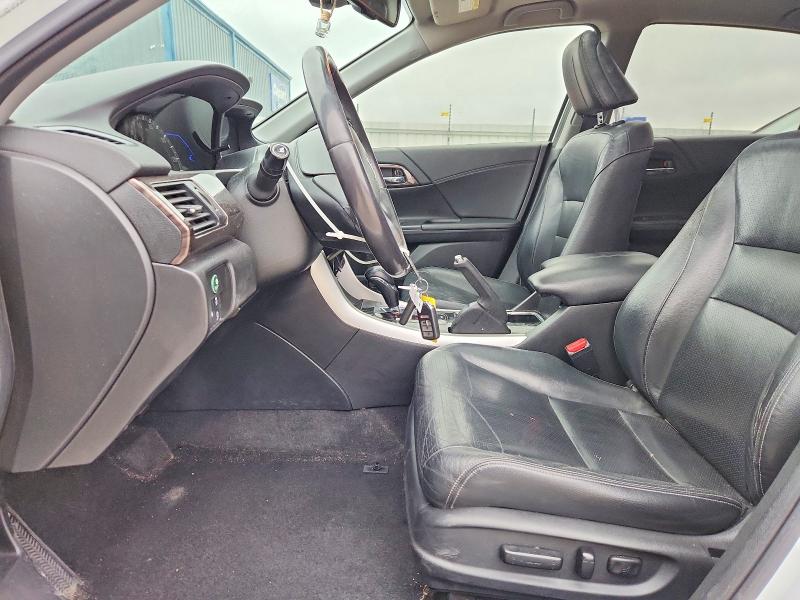 Photo 7 from auction – 2017 HONDA ACCORD TOU with VIN JHMCR6F71HC002469