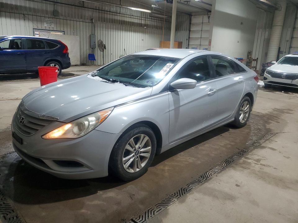 Photo 1 from auction – 2012 HYUNDAI SONATA GLS with VIN 5NPEB4AC0CH450741