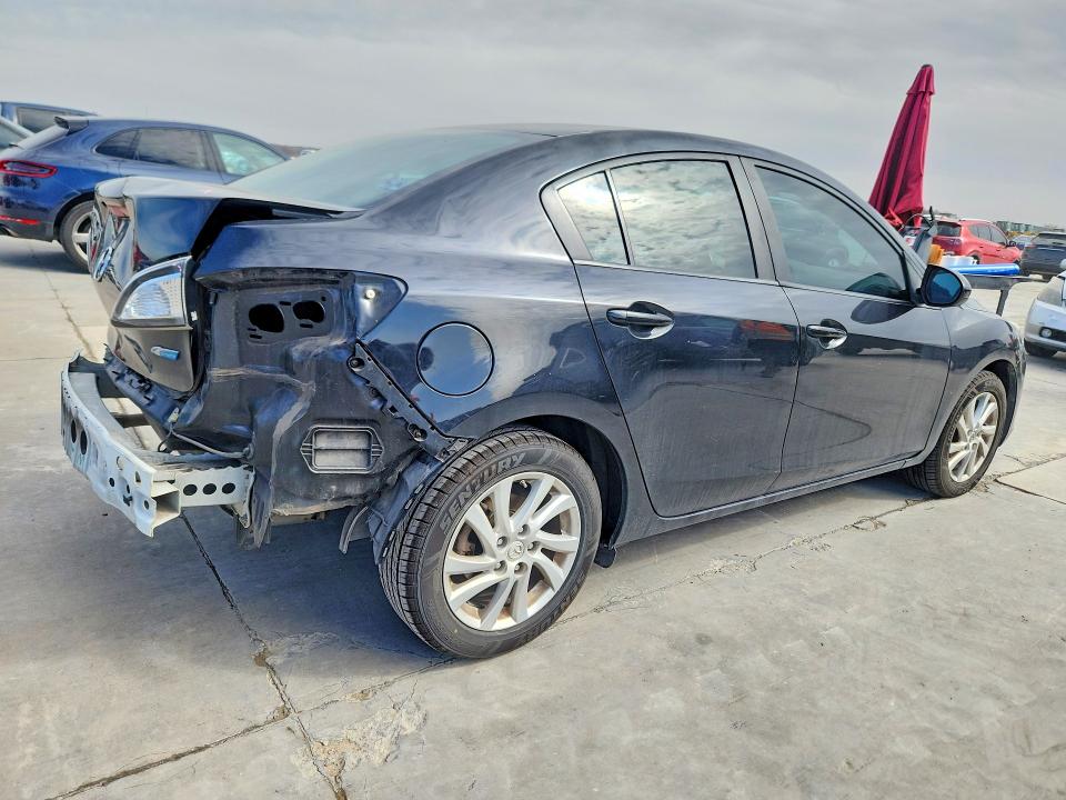 Photo 3 from auction – 2012 MAZDA 3 with VIN JM1BL1V79C1694133