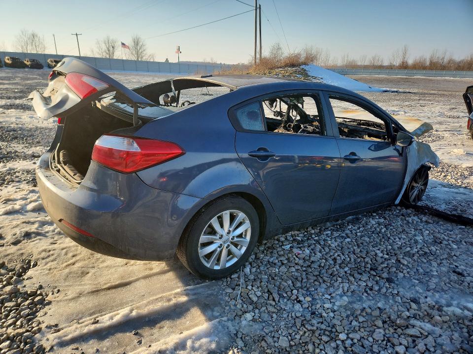 Photo 3 from auction – 2016 KIA FORTE with VIN KNAFX4A62G5602165