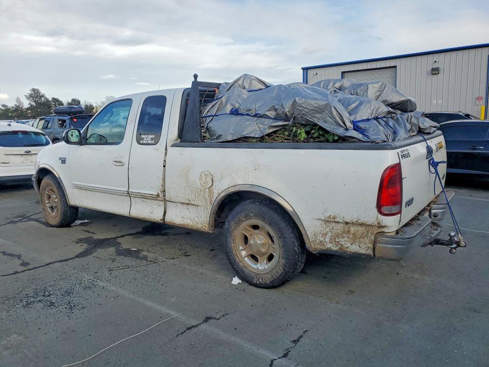 Photo 2 from auction – 2002 FORD F150 with VIN 1FTRX17W72NB11234