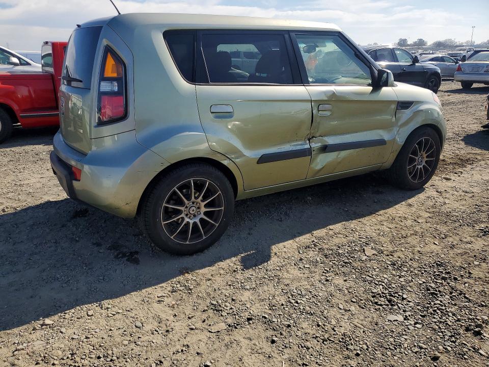Photo 3 from auction – 2010 KIA SOUL + with VIN KNDJT2A2XA7038819