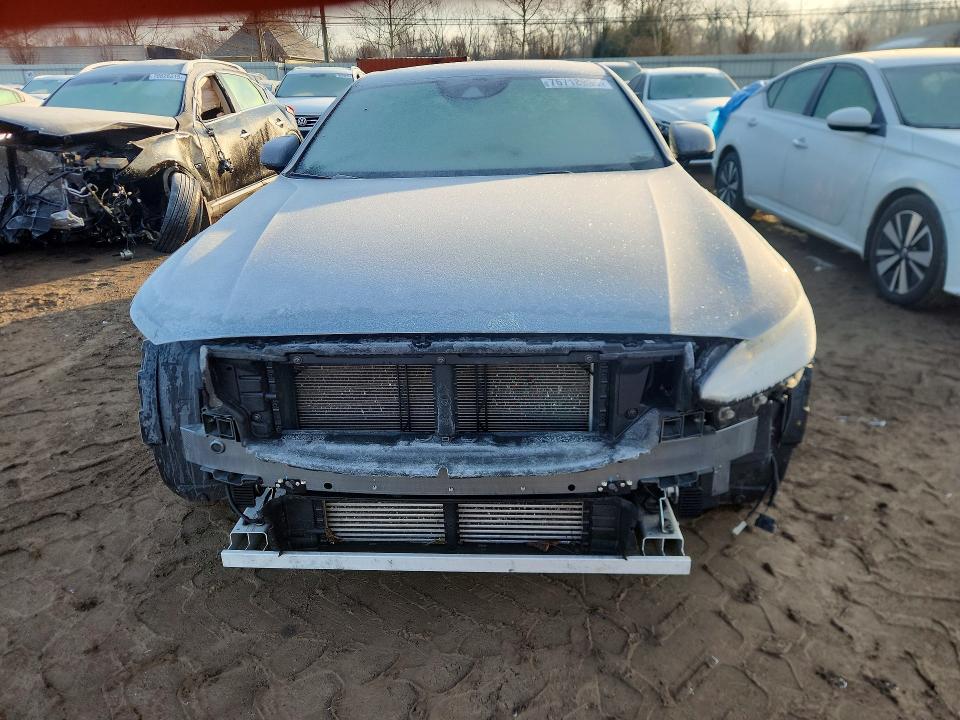 Photo 5 from auction – 2018 VOLVO S90 with VIN LVY102MK9JP055706