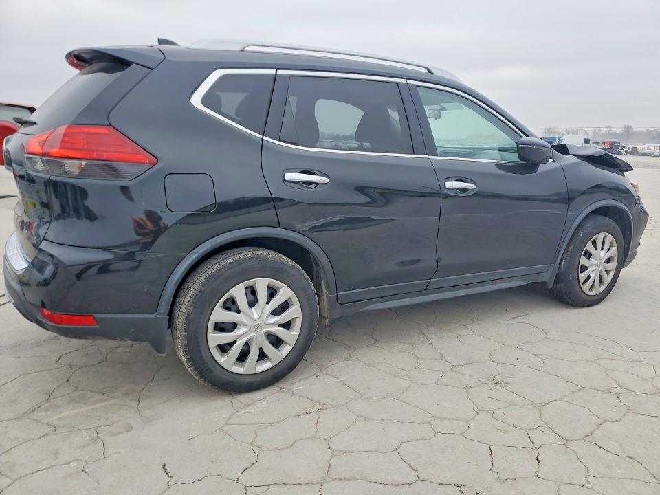 Photo 3 from auction – 2017 NISSAN ROGUE with VIN JN8AT2MT9HW385258