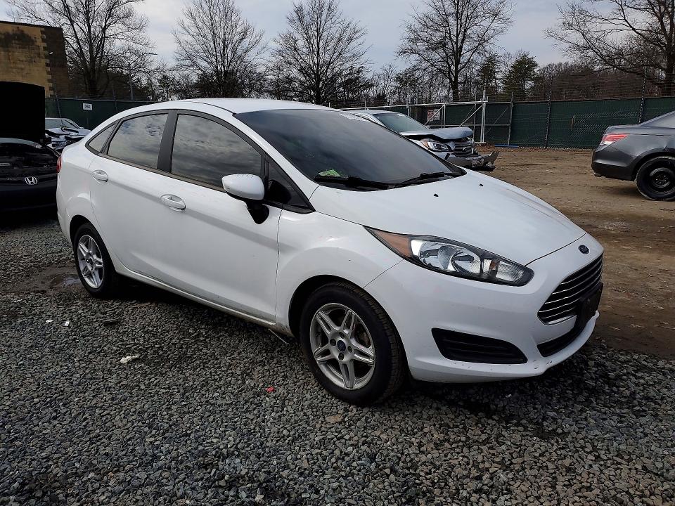Photo 4 from auction – 2017 FORD FIESTA with VIN 3FADP4BJ1HM125341