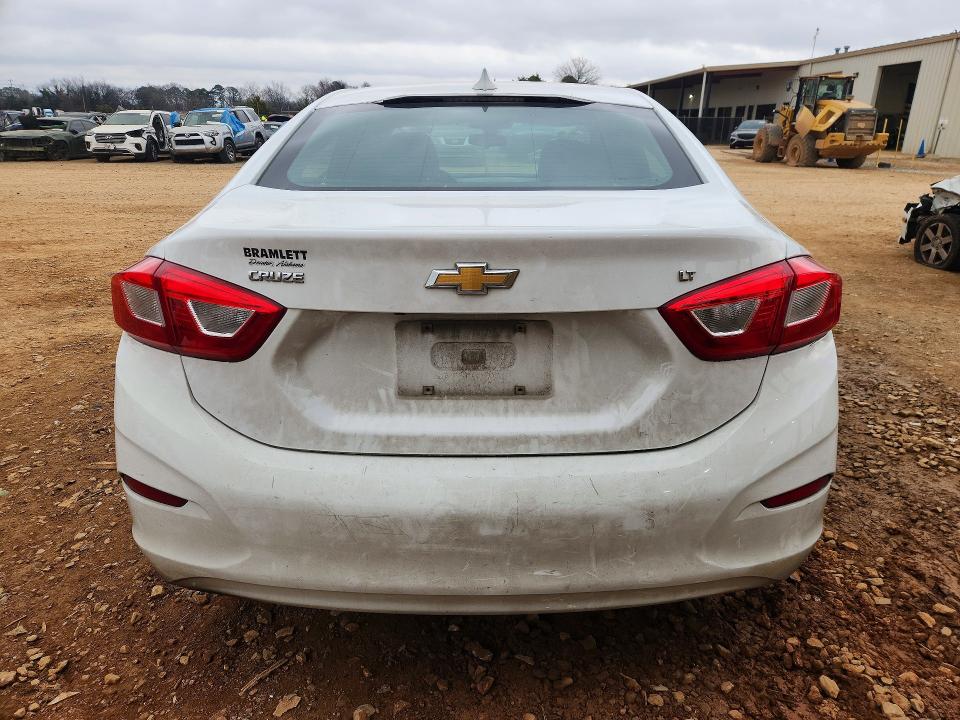 Photo 6 from auction – 2016 CHEVROLET CRUZE with VIN 1G1BE5SM0G7328780