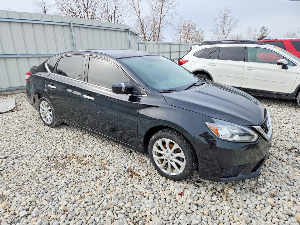 Photo 4 from auction – 2018 NISSAN SENTRA with VIN 3N1AB7AP7JL634870