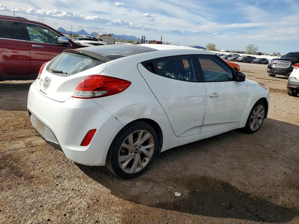 صورة رقم 3 من المزاد - 2016 HYUNDAI VELOSTER مع VIN KMHTC6AD5GU257355