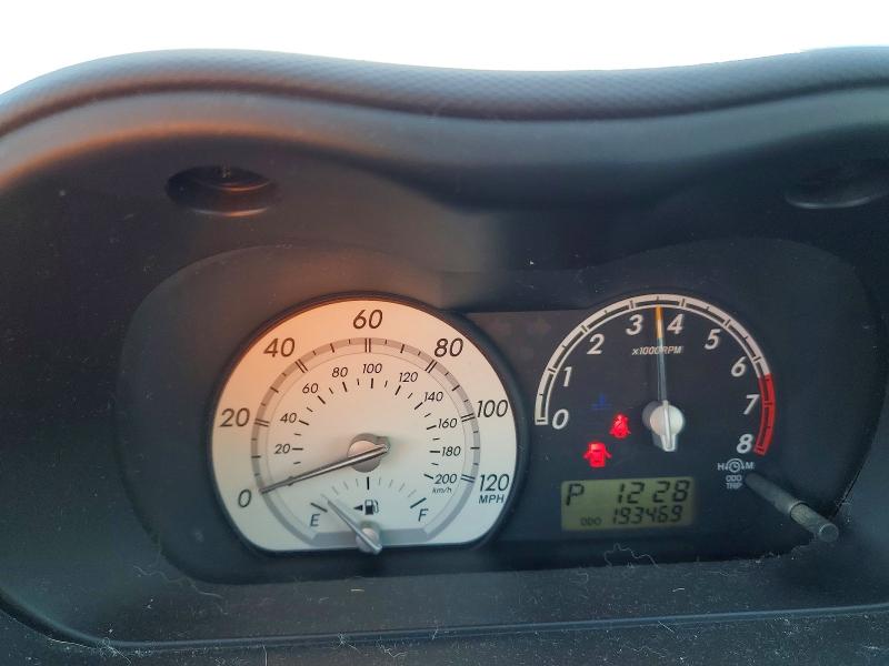 Photo 9 from auction – 2004 TOYOTA SCION XA with VIN JTKKT624340061618