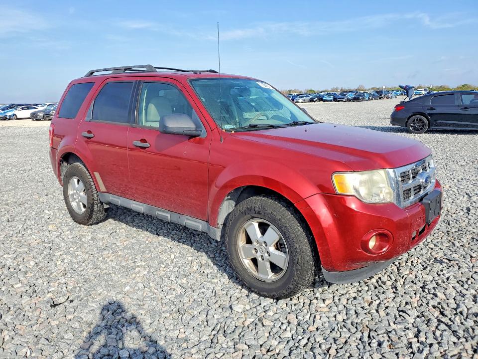 Photo 4 from auction – 2012 FORD ESCAPE with VIN 1FMCU0DG9CKB49276