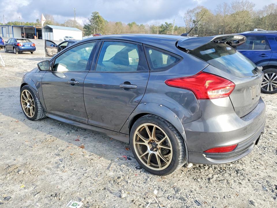 Photo 2 from auction – 2016 FORD FOCUS ST with VIN 1FADP3L96GL390495