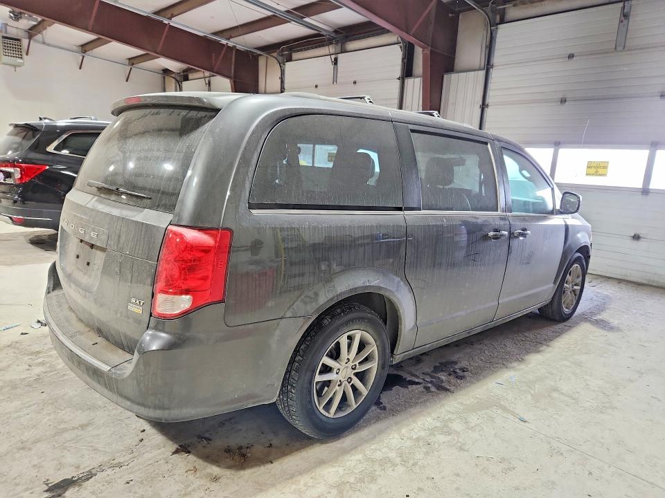 Photo 3 from auction – 2018 DODGE GRAND CARAVAN with VIN 2C4RDGCG2JR241742