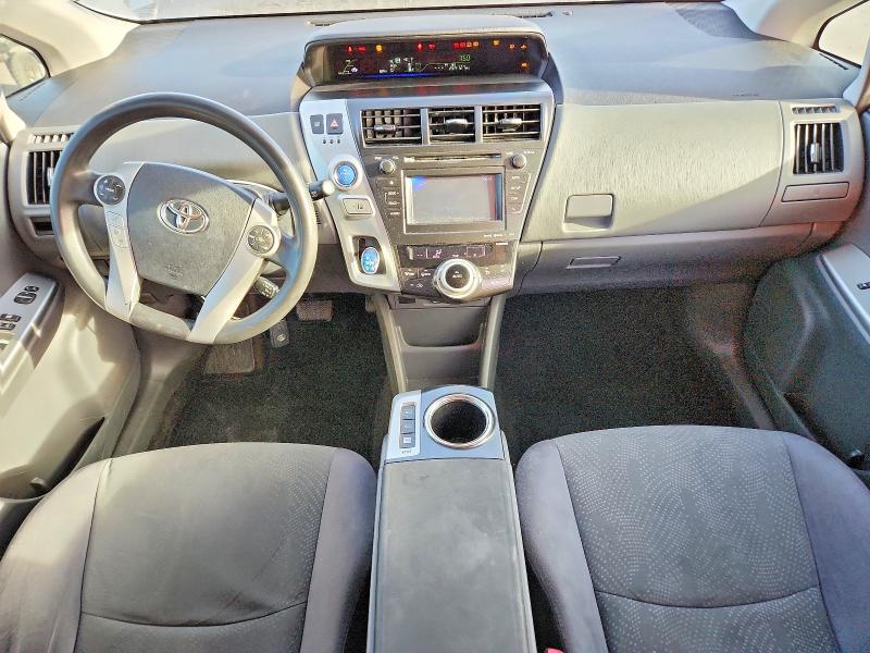 Photo 8 from auction – 2012 TOYOTA PRIUS V with VIN JTDZN3EUXC3150660