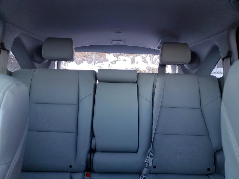 Photo 10 from auction – 2017 ACURA RDX with VIN 5J8TB4H52HL037285