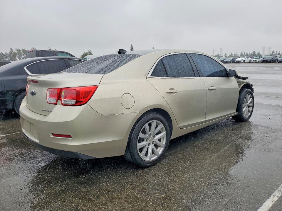 Photo 3 from auction – 2013 CHEVROLET MALIBU with VIN 1G11E5SA5DF330060