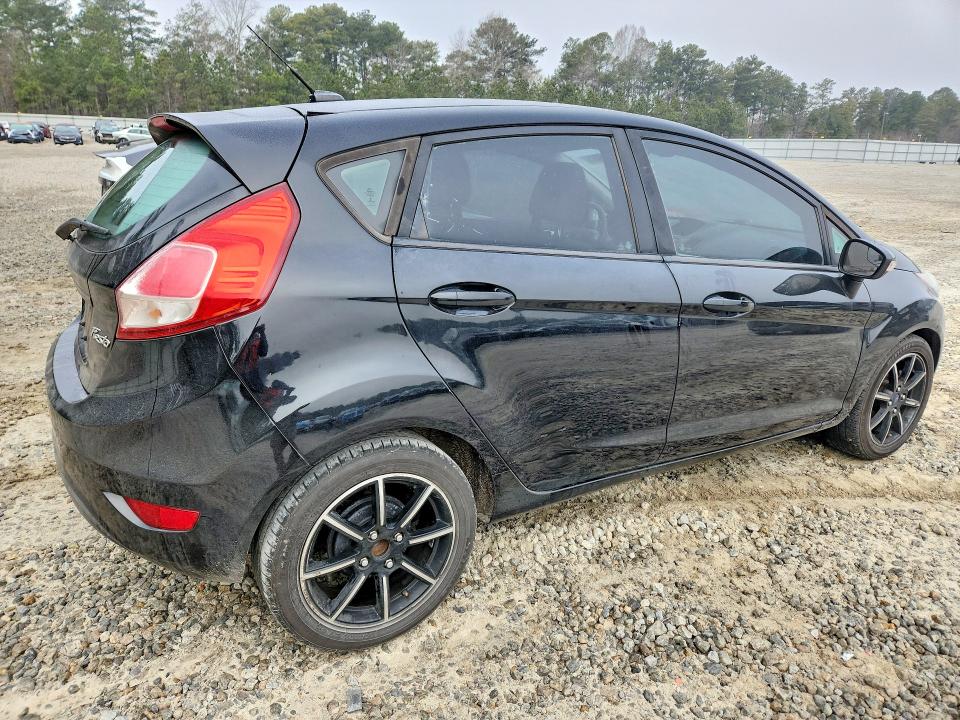 Photo 3 from auction – 2016 FORD FIESTA SE with VIN 3FADP4EJ2GM118554