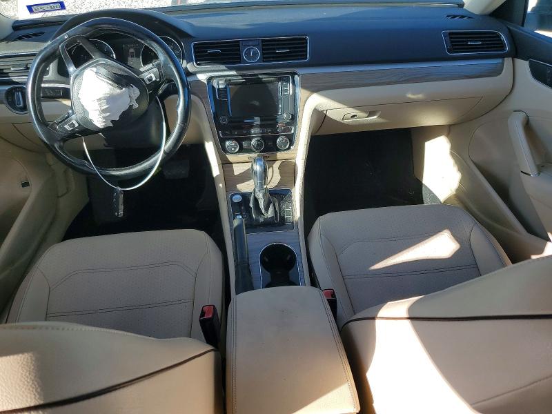 Photo 8 from auction – 2017 VOLKSWAGEN PASSAT SE with VIN 1VWBT7A30HC021827