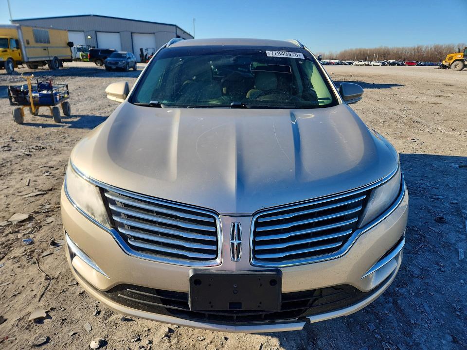 Photo 5 from auction – 2017 LINCOLN MKC with VIN 5LMCJ1C96HUL32922