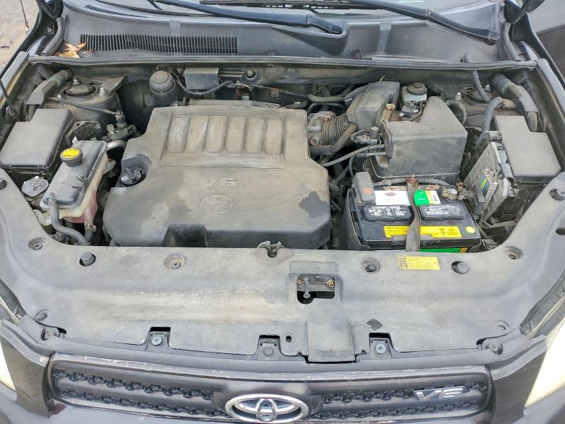Photo 12 from auction – 2006 TOYOTA RAV4 with VIN JTMZK35V465002546