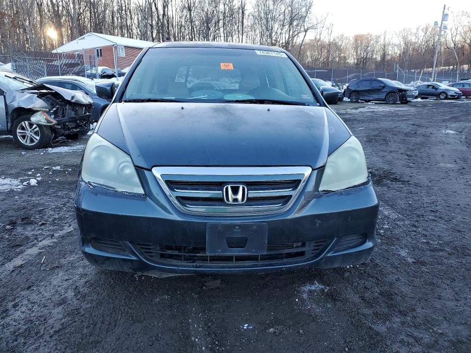 Photo 5 from auction – 2005 HONDA ODYSSEY EX with VIN 5FNRL38785B101765