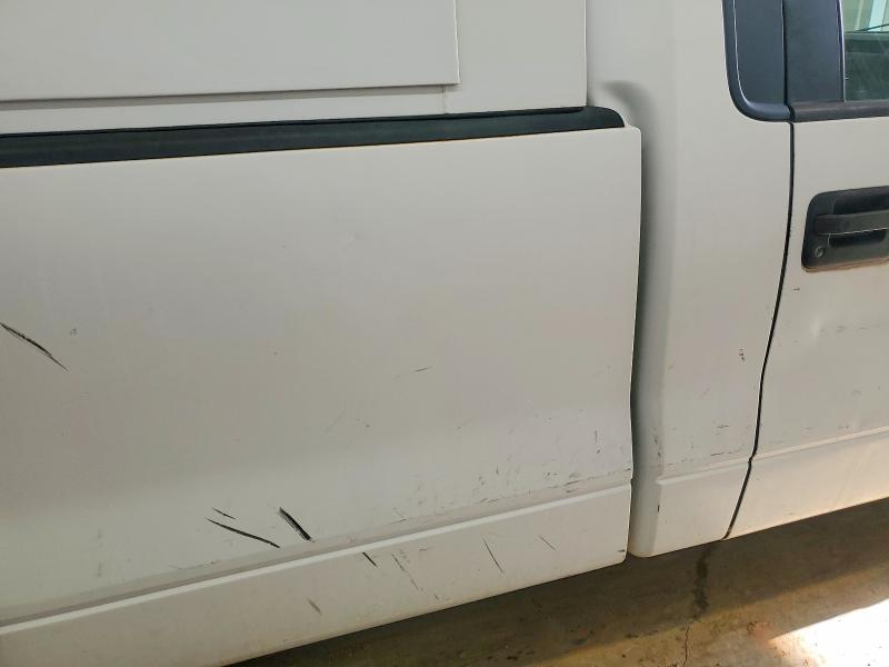 Photo 10 from auction – 2010 FORD F150 with VIN 1FTMF1CW0AKC08679