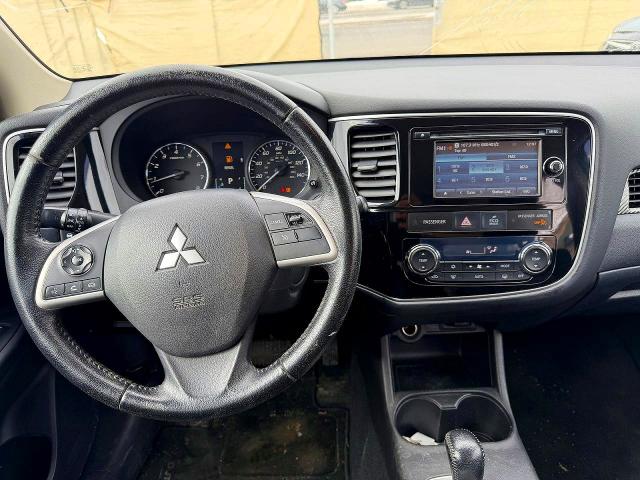 Photo 9 from auction – 2014 MITSUBISHI OUTLANDER with VIN JA4AD3A36EZ004005