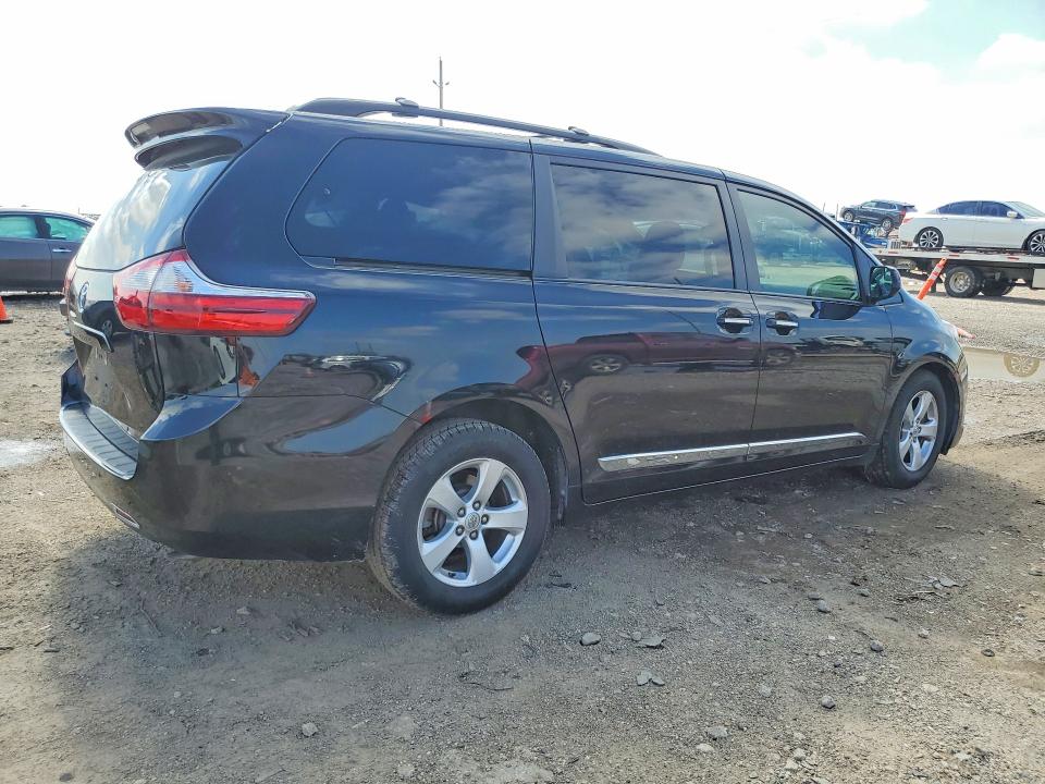 Photo 3 from auction – 2016 TOYOTA SIENNA with VIN 5TDKK3DC1GS739944
