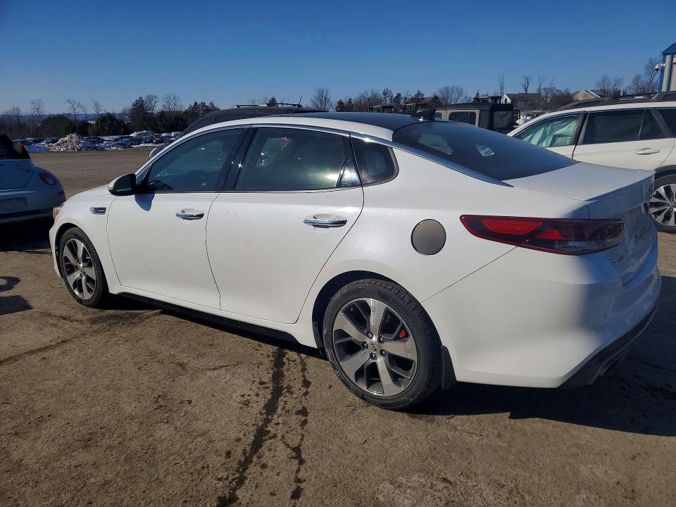 Photo 2 from auction – 2016 KIA OPTIMA with VIN 5XXGW4L23GG025601