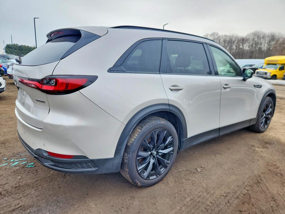 Photo 3 from auction – 2025 MAZDA CX-90 PREM with VIN JM3KKCHD9S1228448