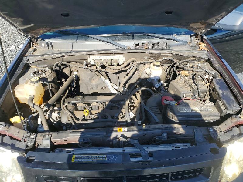 Photo 12 from auction – 2010 FORD ESCAPE XLS with VIN 1FMCU0C78AKB62387