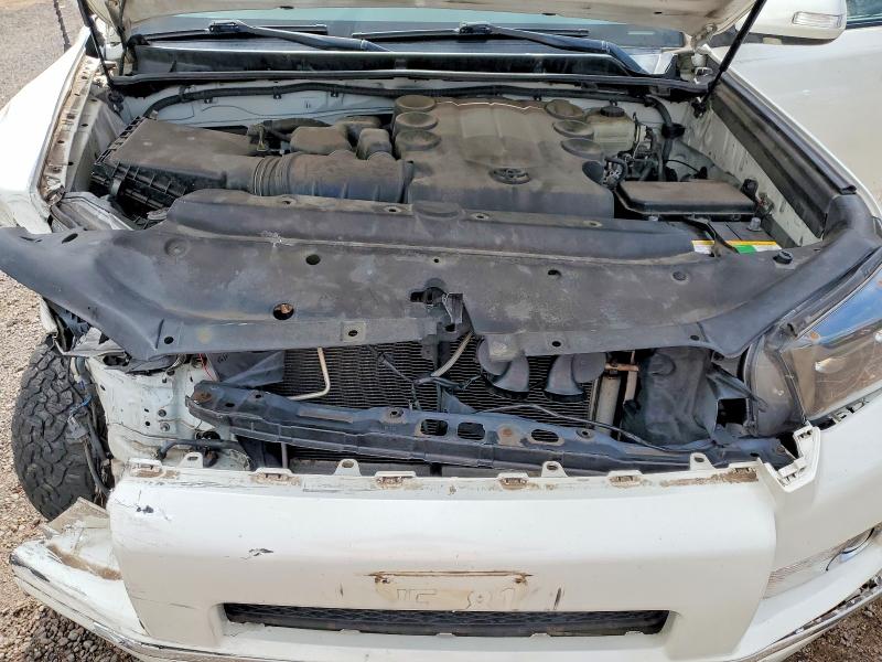 Photo 12 from auction – 2011 TOYOTA 4RUNNER SR with VIN JTEZU5JR1B5024251